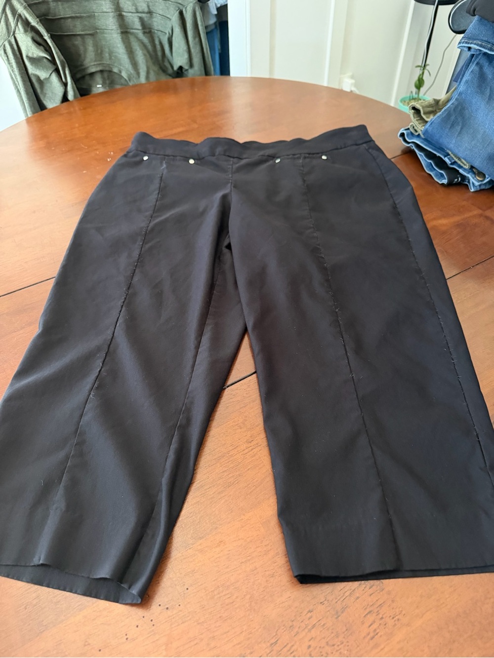 new directions Black Women's Dress Capris